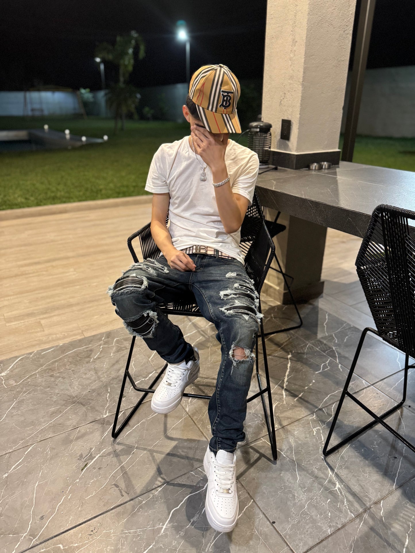 Dark Jeans